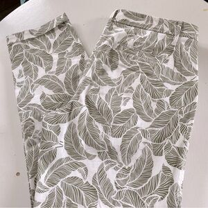 Talbots Green Leaf Print Cuffed Ankle Pants
